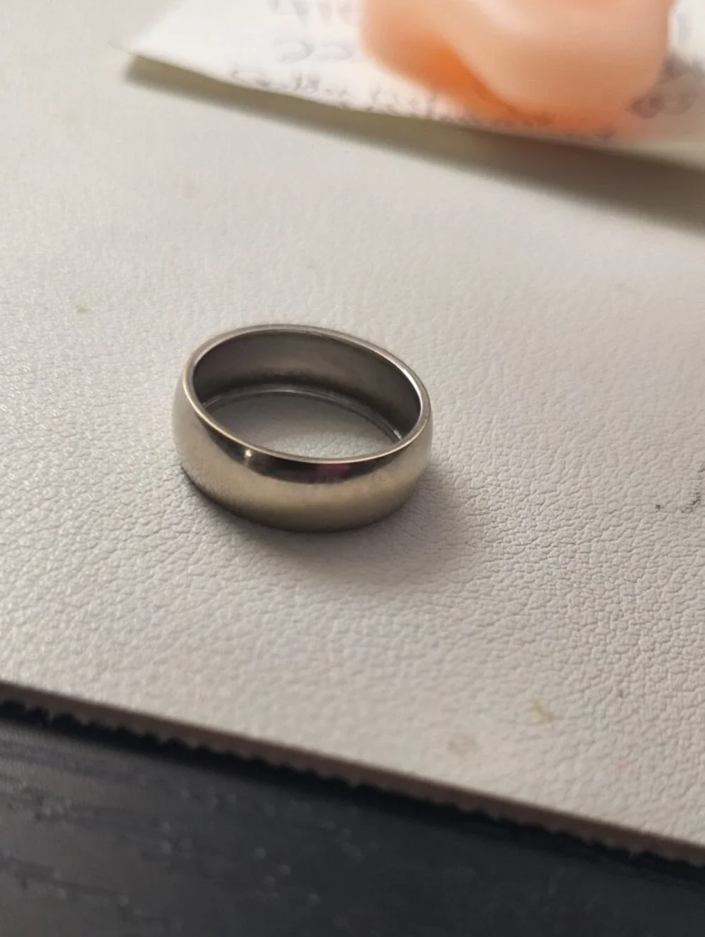 14k White Gold Band Size 5